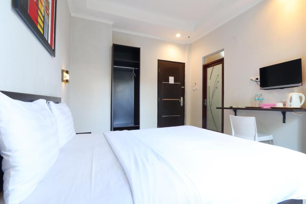 Urbanview Hotel Grand Malabar Bandung Exterior foto