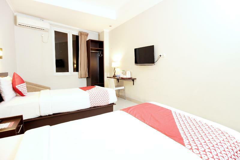 Urbanview Hotel Grand Malabar Bandung Exterior foto